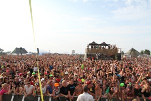 Wakestock2011_concert_crowds
